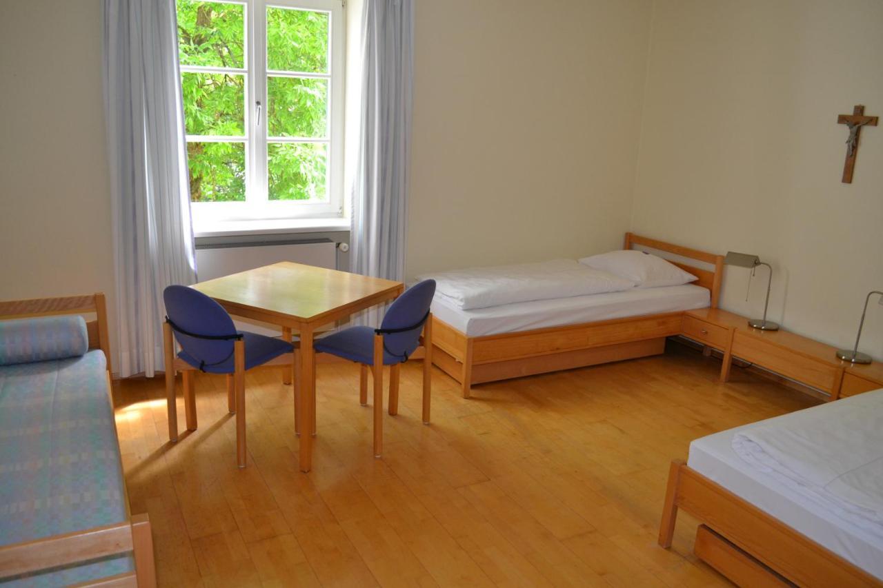 Haus Der Begegnung Heilig Geist Hotel บวร์กเฮาเซิน ภายนอก รูปภาพ