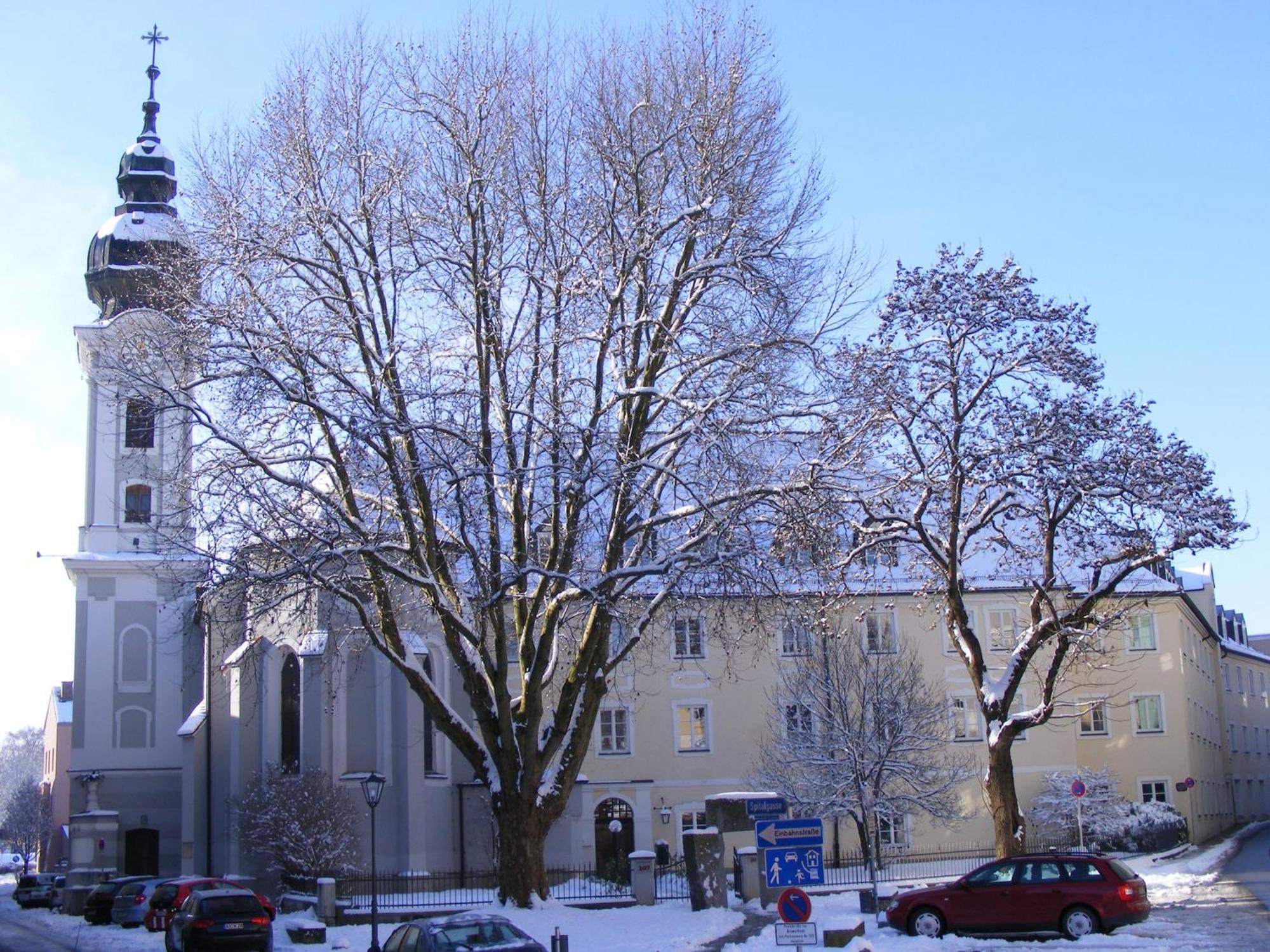 Haus Der Begegnung Heilig Geist Hotel บวร์กเฮาเซิน ภายนอก รูปภาพ