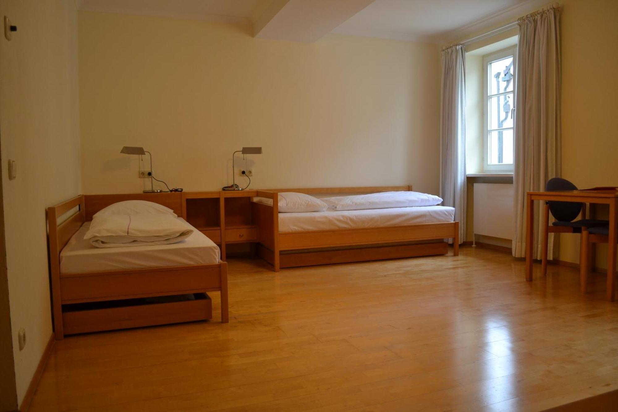 Haus Der Begegnung Heilig Geist Hotel บวร์กเฮาเซิน ภายนอก รูปภาพ