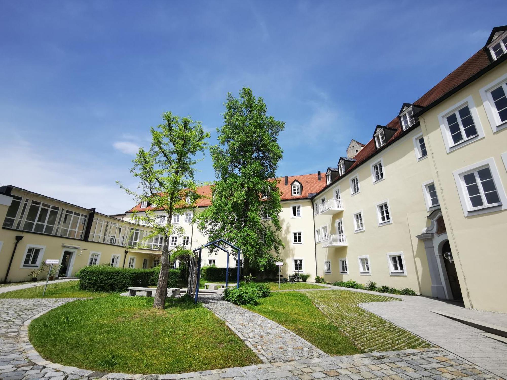 Haus Der Begegnung Heilig Geist Hotel บวร์กเฮาเซิน ภายนอก รูปภาพ