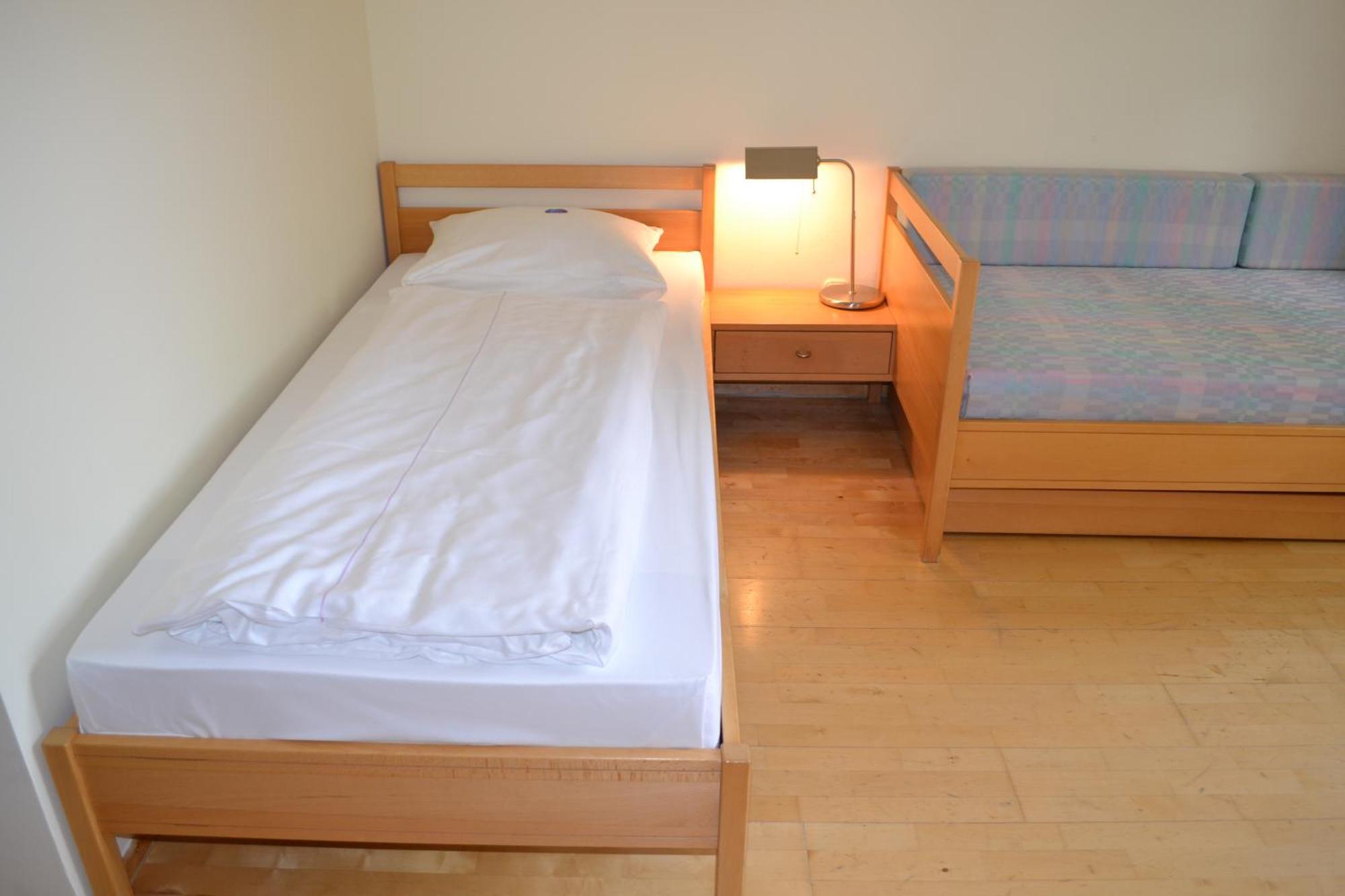 Haus Der Begegnung Heilig Geist Hotel บวร์กเฮาเซิน ภายนอก รูปภาพ
