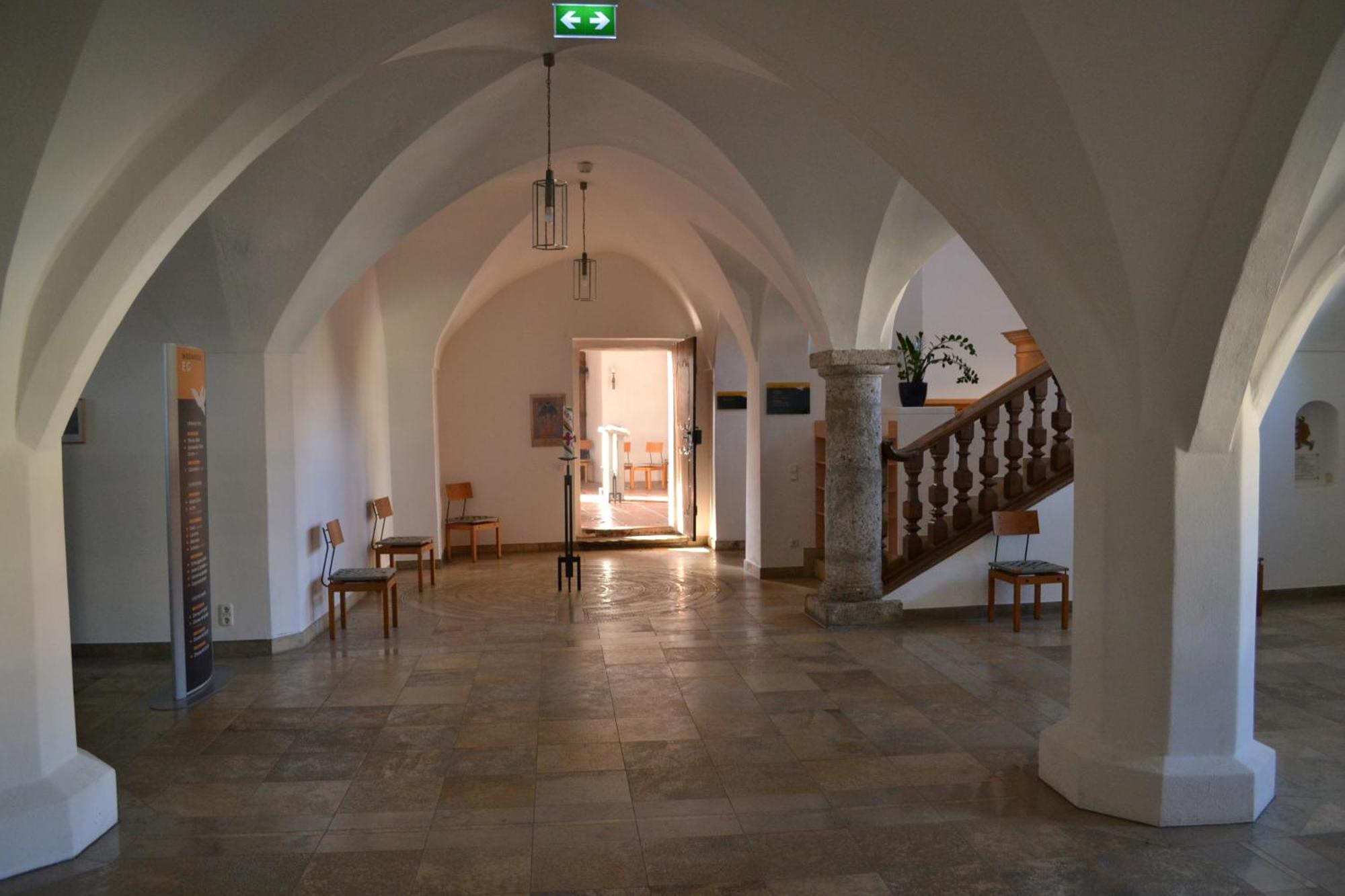 Haus Der Begegnung Heilig Geist Hotel บวร์กเฮาเซิน ภายนอก รูปภาพ
