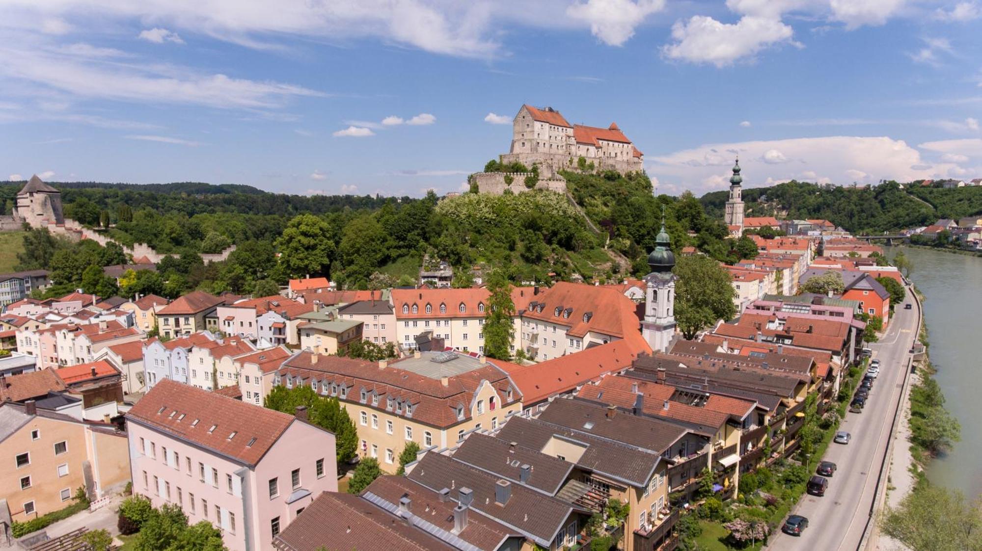 Haus Der Begegnung Heilig Geist Hotel บวร์กเฮาเซิน ภายนอก รูปภาพ