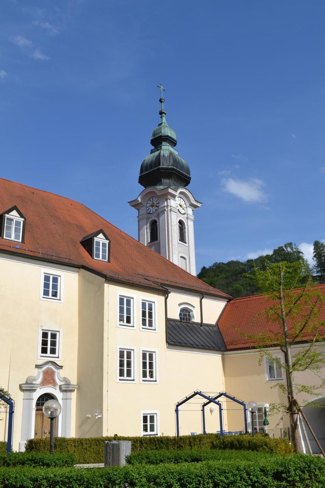 Haus Der Begegnung Heilig Geist Hotel บวร์กเฮาเซิน ภายนอก รูปภาพ