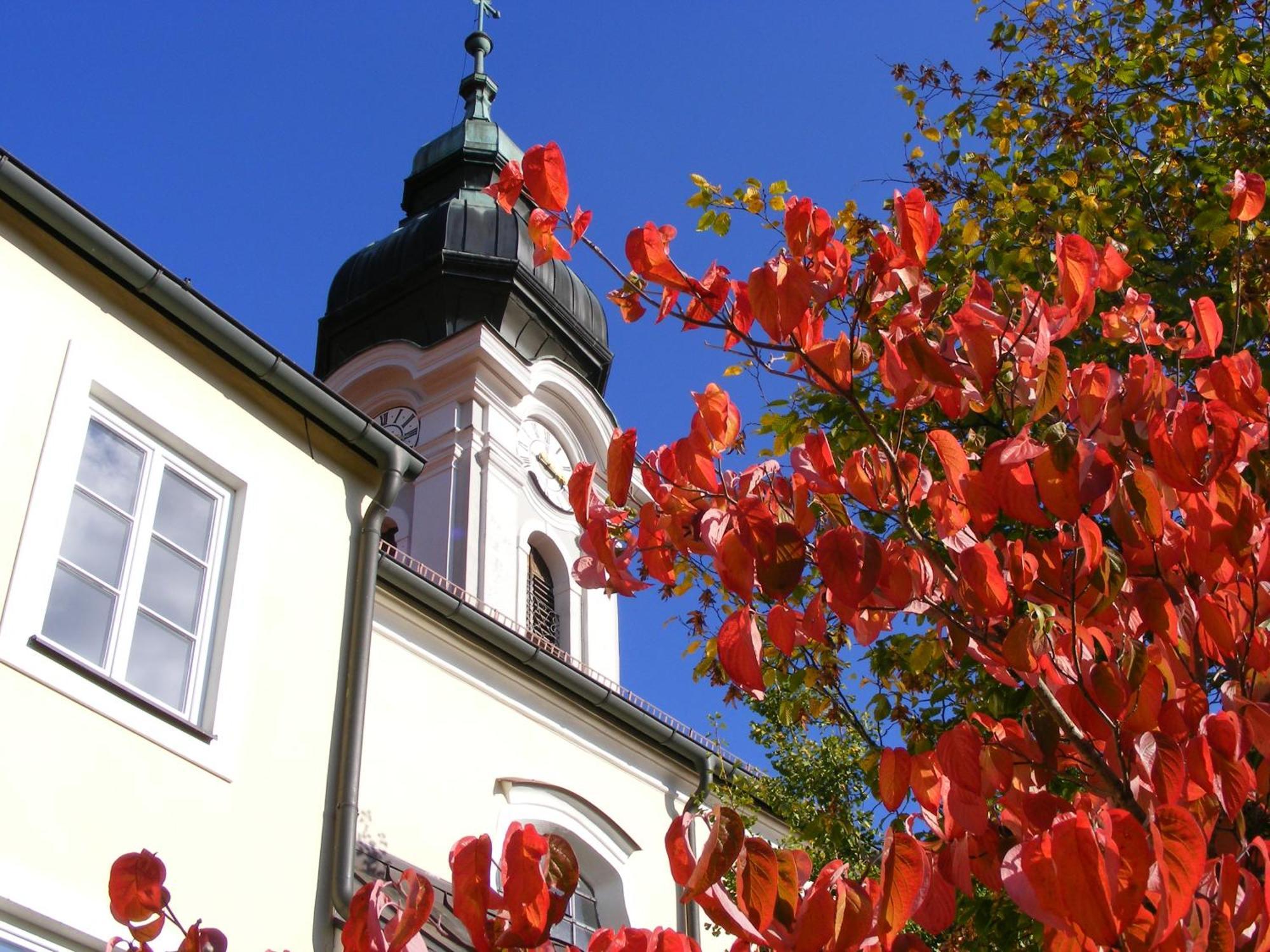 Haus Der Begegnung Heilig Geist Hotel บวร์กเฮาเซิน ภายนอก รูปภาพ