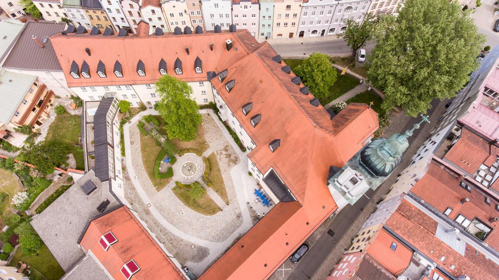 Haus Der Begegnung Heilig Geist Hotel บวร์กเฮาเซิน ภายนอก รูปภาพ